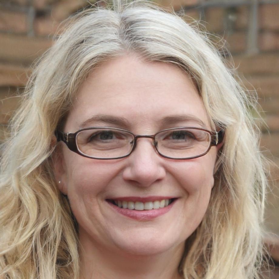 Portrait professionnel de Léonie Fournier